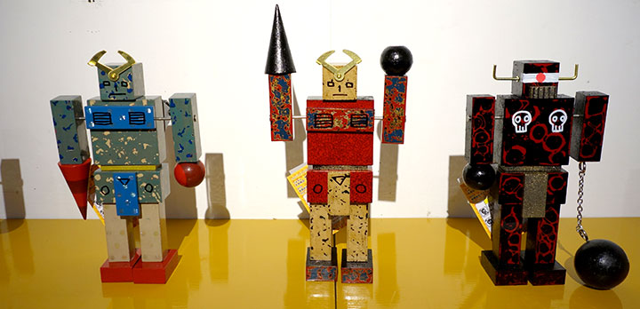 コレジャナイロボ×津軽